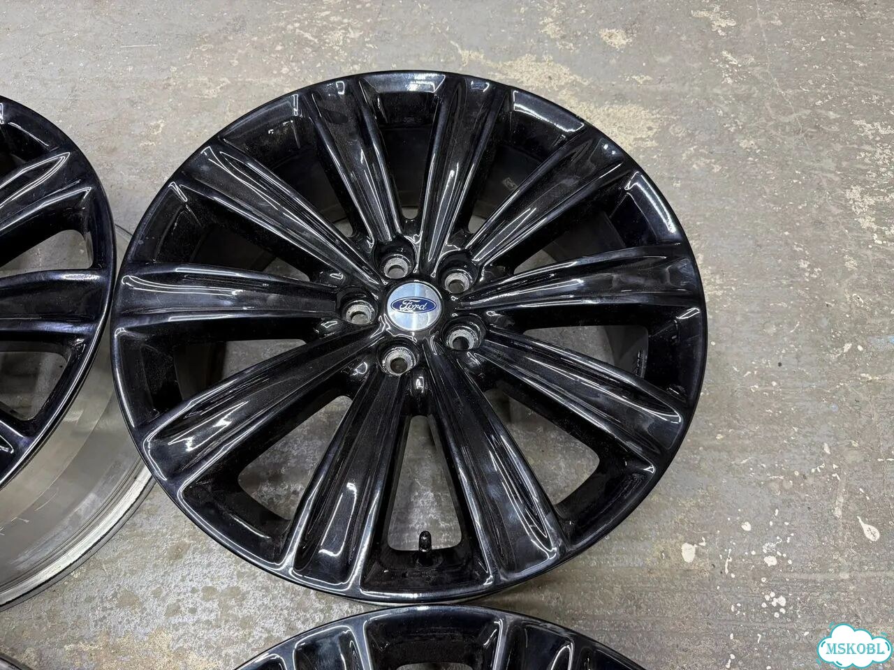 Литые диски Ford 8×R20 5×114.3 фото 3