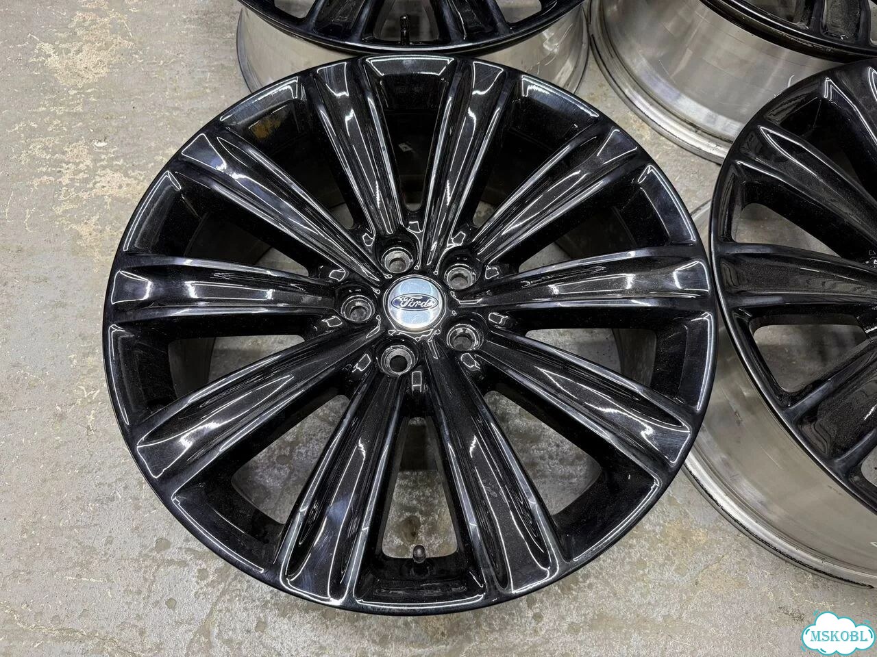 Литые диски Ford 8×R20 5×114.3 фото 4