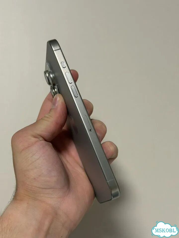 iPhone 15 Pro Max, 256 ГБ, SIM + eSIM фото 3