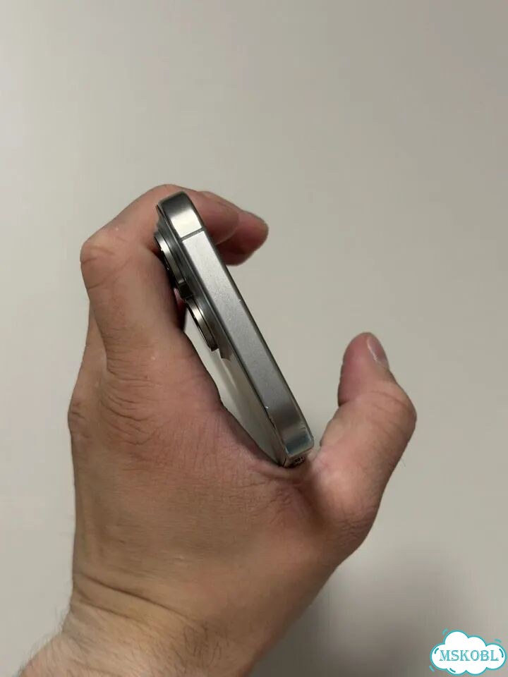 iPhone 15 Pro Max, 256 ГБ, SIM + eSIM фото 4