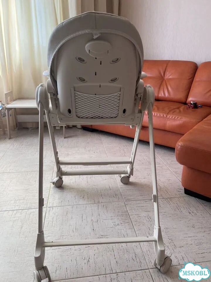Стульчик для кормления happy baby little hedonist фото 3